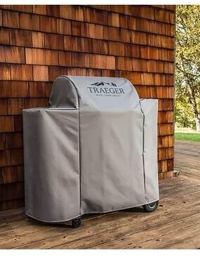 NIB Traeger Ironwood 650 Grill Cover